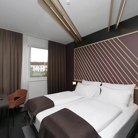 B&B Hotel Berlin City-Ost Экстерьер фото