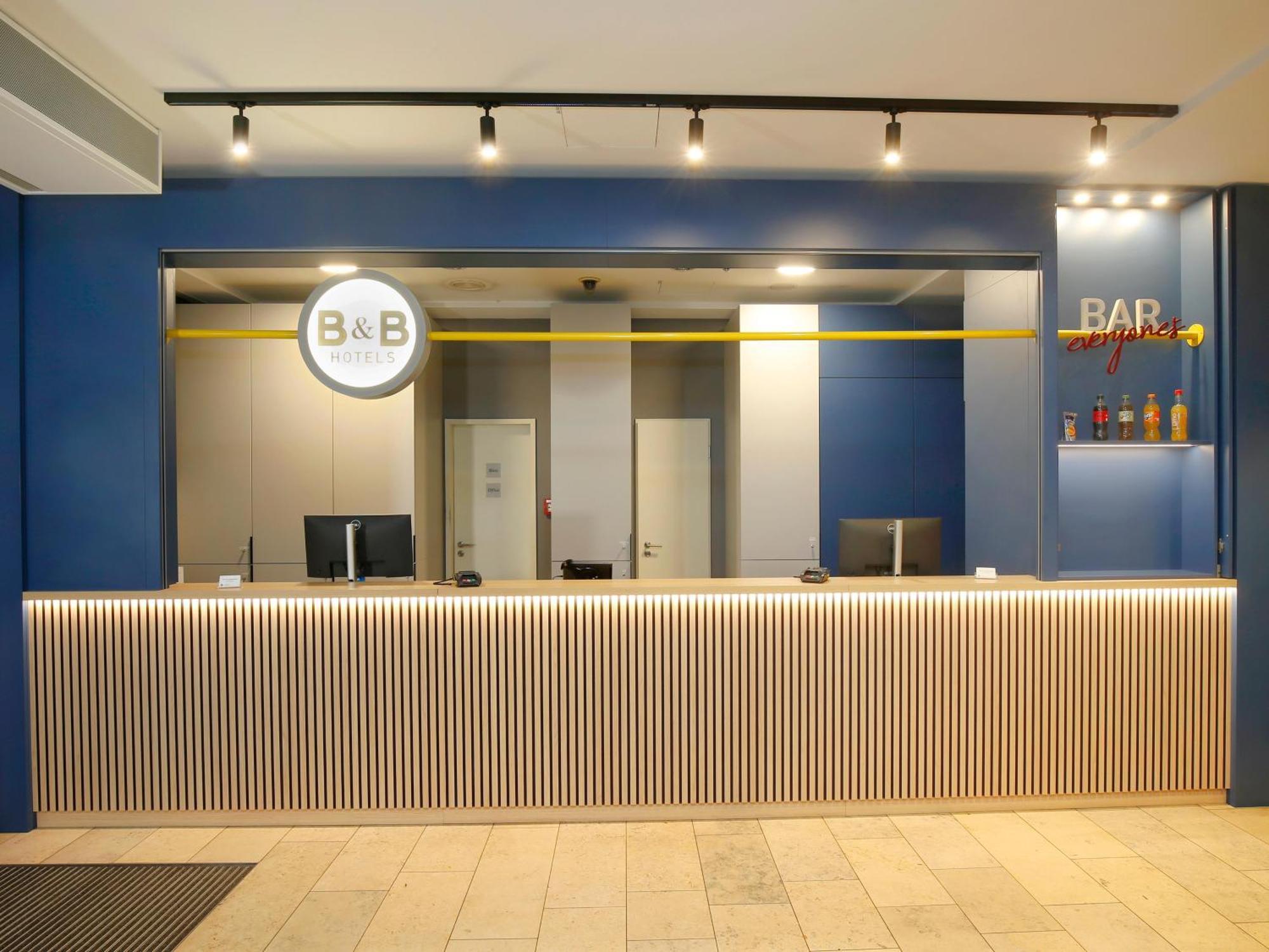 B&B Hotel Berlin City-Ost Экстерьер фото
